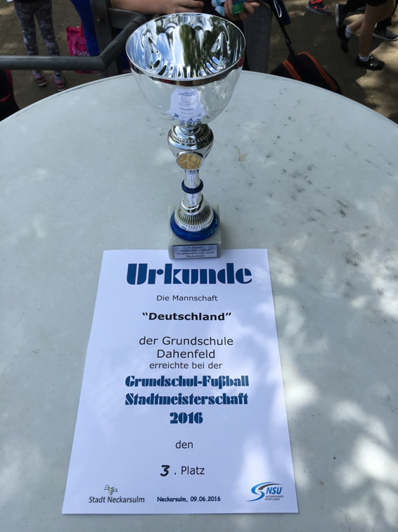 Dahenfelder Grundschüler kicken vorne mit